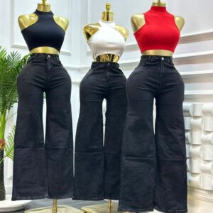 Effortless Chic Black Wide-Leg Jeans